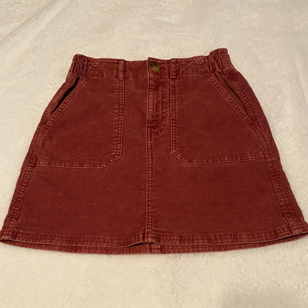 MOVING SALE 3/$20 5/$25  AE corduroy skirt